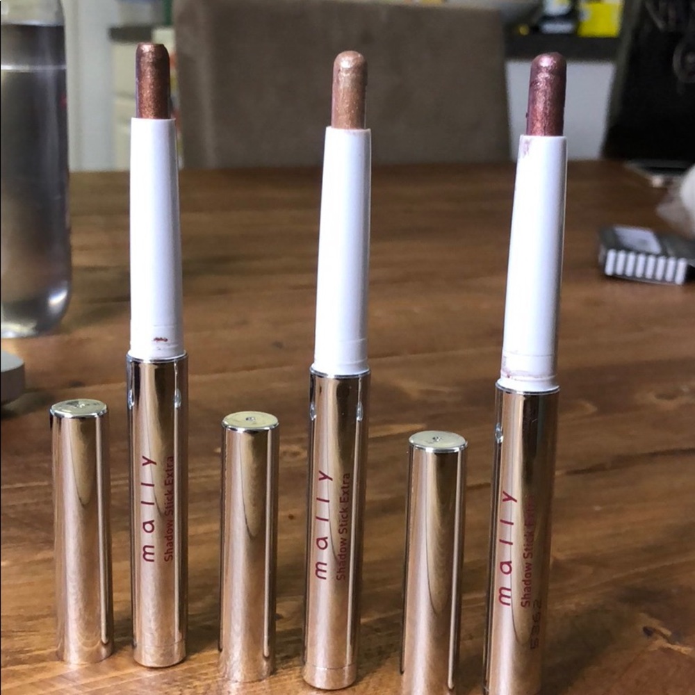 Mally Beauty Shadow Stick in Champagne